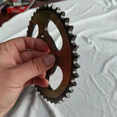 Langlebiger Sprokett für schwere Anwendungen, der einen reibungslosen Betrieb gewährleistet