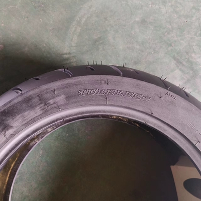 35%-55% Gummigehalt Nylonrohrloser Motorradreifen 150/70-13 Reifen zum Ersetzen/Reparaten