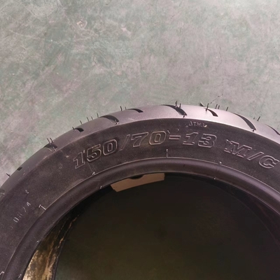 35%-55% Gummigehalt Nylonrohrloser Motorradreifen 150/70-13 Reifen zum Ersetzen/Reparaten