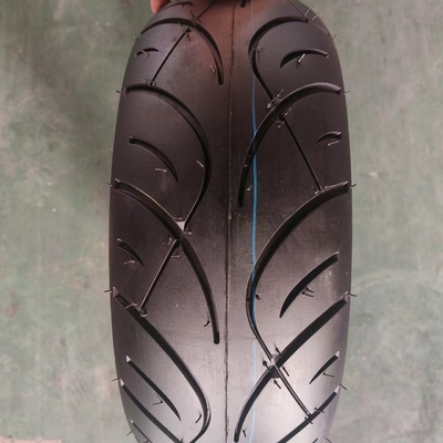 35%-55% Gummigehalt Nylonrohrloser Motorradreifen 150/70-13 Reifen zum Ersetzen/Reparaten