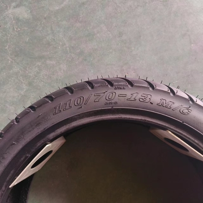 OEM akzeptable 110/70-13 Motorradreifen für Dreiräder und Elektromotorräder