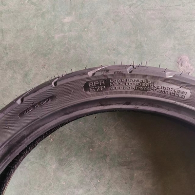 Rohstoff Naturkautschuk Stahl Nylon 90/90-18 Motorradreifen mit und 90 Tage
