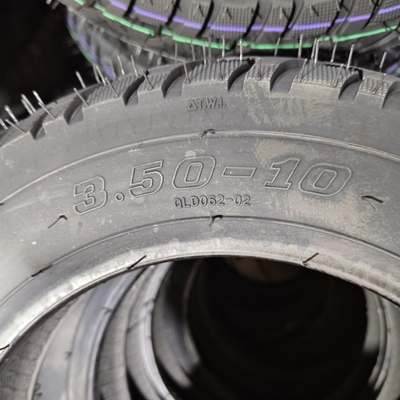 Ersetzungs-/Reparaturzweck Motorrad Innenröhre 3.50-10 6pr/8pr Ply Rating und erschwinglich