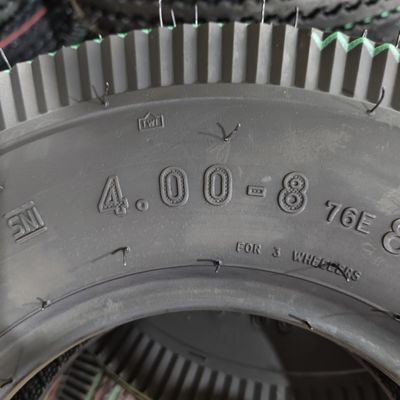 Motorradreifen für Motorräder 4.00-8 Motorradreifen Akzeptabel OEM Gummigehalt 35%-55%