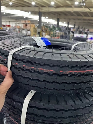 Bajaj Motorradreifen 4.00-8 mit langlebigem Reifengehäuse