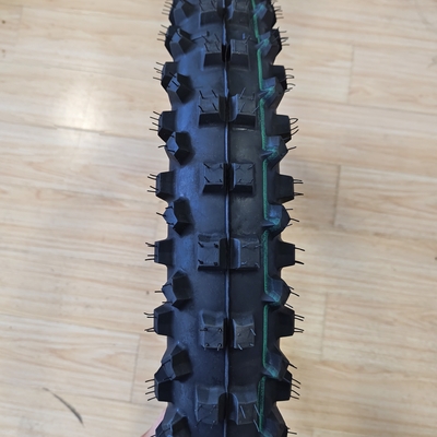 OEM akzeptabel 90/90-21 Superweiche und mittelscheine Reifen mit ausgezeichnetem Gummigehalt