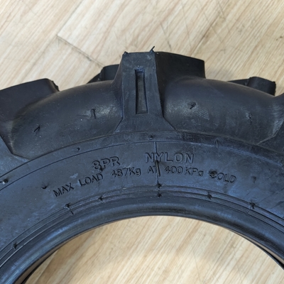 5.00-12 Rohrreifen mit 6PR/8PR Ply Rating und langlebigem Reifengehäuse