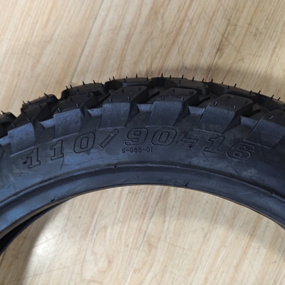 110/90-16 Rohrlose Reifen für Motorräder für Schnellreifen Natrual Rubberladen Hafen Qingdao