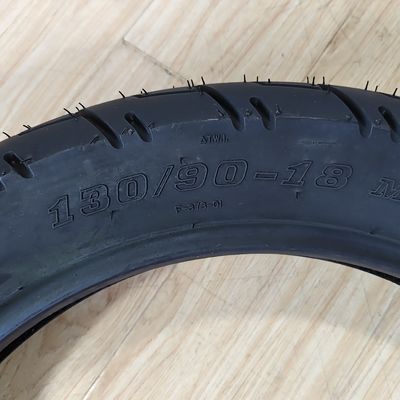 35% bis 55% Gummigehalt Reifenhülle Motorradrohrlose Reifen 13090-18 Fahrradreifen