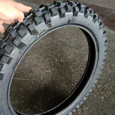 3.00-14 Motorradreifen 6 PR Ply Rating für lang anhaltende Haltbarkeit