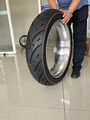 170/50-21 160/50-23 Halbschmelzreifen für Motorräder 8,2 kg Lieferzeit 25-30 Tage