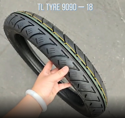 Akzeptabel OEM 90/90-18 Reifen mit Bias-Struktur und von Super Factor