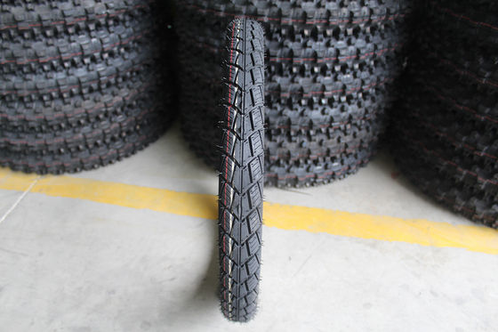 Motorradreifen/Reifen 14 16 17 18 19 21 Zoll Naturkautschukmaterial Fliegendes Pferd