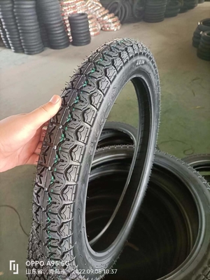 35% 45% Rueebr Inhalt Motorradräder Reifen für Motorräder 90/90-18 im Hafen von Qingdao