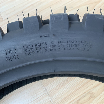 140/80-18 Weicher Enduro-Reifen mit 10,5 Zugfestigkeit und langlebigem Gummigehalt