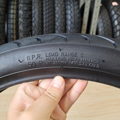 Reifengehäuse Motorradreifen 80/90-17 Rohrreifen TL Reifen OEM akzeptabel
