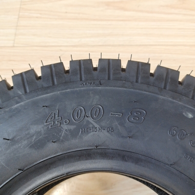 OEM akzeptabel 4.00-8 Motorradreifen für Ägypten Rollerreifen in Schwarz