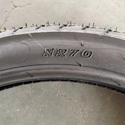 Erleben Sie eine überlegene Leistung mit 70/100-17 Motorradrohrfreier Reifen 70100-17