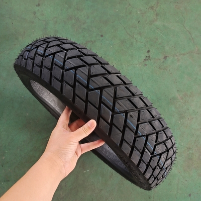Erschwinglicher 110/80-17 Natrual Gummi Motorradreifen mit OEM in Vietnam akzeptabel
