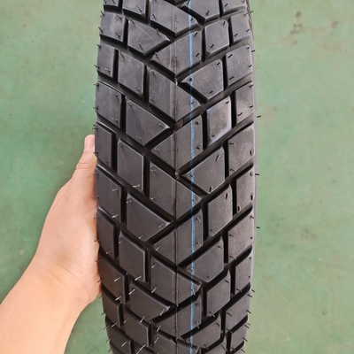 Erschwinglicher 110/80-17 Natrual Gummi Motorradreifen mit OEM in Vietnam akzeptabel