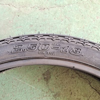 6pr/8pr Natur Gummi Stahl Nylon Motorradreifen 2,50-18 Beste