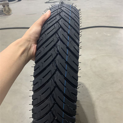 5000 Stück pro Tag Produktionskapazität Motorradreifen Rohrlos 110/80-18