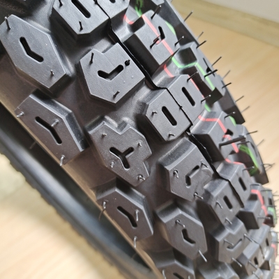 45% Gummigehalt 17 Zoll 3,00-17 Motorradreifen für TVS und HONDA DIO Motorrad