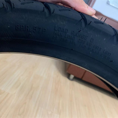 Erleben Sie höchste Leistung mit 90/90-18-Reifen Motorradreifen und Gehäuse
