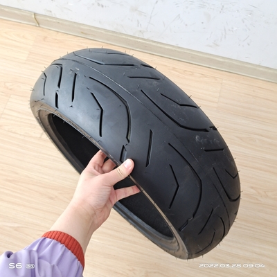 Unübertroffene Erfahrung mit 180/55/17 TL Motorradrohrlosen und 280kpa Luftdruck