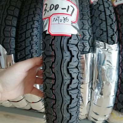 Leichtgewicht 17 Zoll Motorradreifen 2.75-17 3.00-17 90/90-17 100/90-17 120/80-17