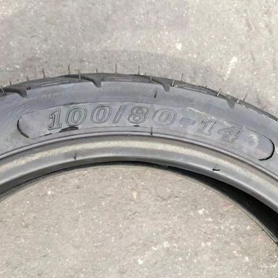 Ermäßigung für Natrual Gummi Schwarz Motorradreifen 100/80-14