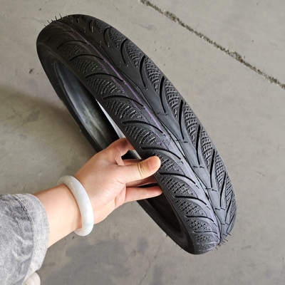 Motorradrohrloser Reifen 80/90-17 70/80-17 70/90-17 90/80-17 mit 6pr/8pr Ply Rating