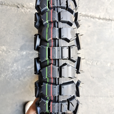 Motorradreifen Direkte schwarze Reifenhülle Widerstandsfähige Farbe Motorräder Reifen 4.10-18
