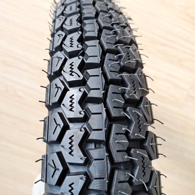 3.25-18 Motorradreifen Schwarz Rohrlos aus Rohstoff Natur Gummi Stahl Nylon