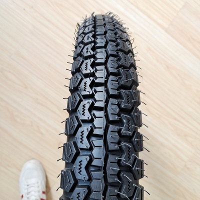3.25-18 Motorradreifen Schwarz Rohrlos aus Rohstoff Natur Gummi Stahl Nylon