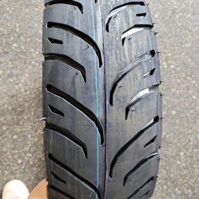 140/60-17 D Motorradreifen aus Naturkautschuk und mit 6pr/8pr Ply-Klassifizierung