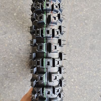 Lieferung Motorradreifen 3.00-17 mit Natur Gummi Stahl Nylon Rohstoff