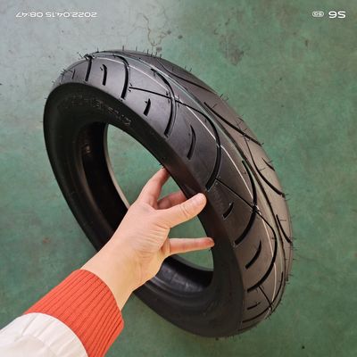 110/90-13 Motorradreifen Schwarzer Nylonreifen mit 6pr/8pr Ply-Klassifizierung