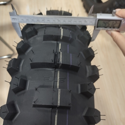 Hochlastkapazität 140/80-18 140/80/18 140 80 18 Offroad-Reifen aus Weichgummi für Motorräder