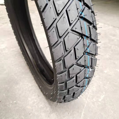 20000 KM Arbeitsdauer garantiert Motorradrohrlose Reifen 110/80-17 zum Ersetzen