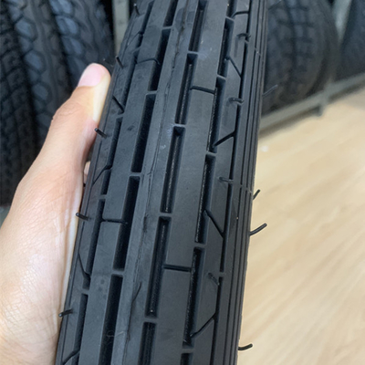 Bajaj Boxer Motorradreifen 2,75-18 20000 KM Arbeitsdauer 5000 Stück/Tag Produktionskapazität