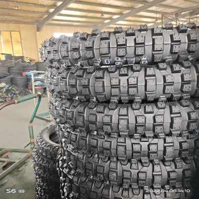 LIFO Motorräder Motorradräder Reifen 100/90-17 zum Laden Hafen Qingdao Hafen