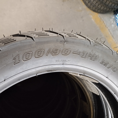 Oberste Rohrlose Motorradreifen TL in Rollerreifen 90/90-10 90/100-10 100/90-10 110/90-10
