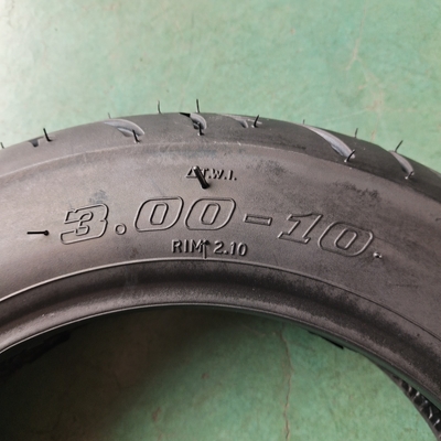 Verkauf von Reifen für Motorräder mit einer Zugfestigkeit von 10,5 für den Austausch/Reparatur von Motorradzubehör