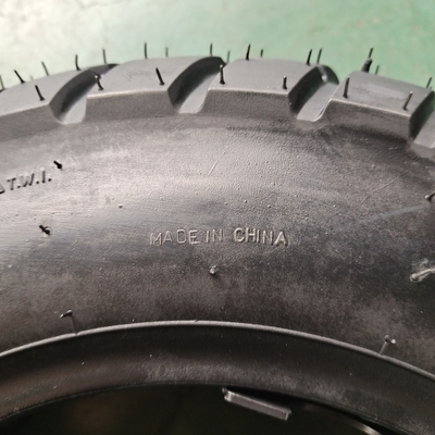 130/90-10 Natrual Gummi-Motorradreifen mit OEM-Akzeptanz und hoher Leistung