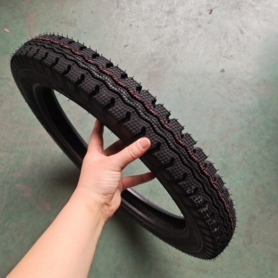 2.70-17 2.75-17 2.75-18 3.00-17 3.00-18 Rohrloser Motorradreifen mit Stahl und Nylon