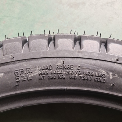 2.70-17 2.75-17 2.75-18 3.00-17 3.00-18 Rohrloser Motorradreifen mit Stahl und Nylon