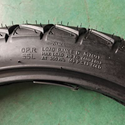 Rohrloser Motorradreifen 3,00-18 35%-55% Gummigehalt 6pr/8pr Ply-Nummer