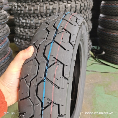 10 Zoll Motorradreifen 110/90-10 6 Ply Rate mit schwarzem Kautschuk und 35%-55% Kautschukgehalt