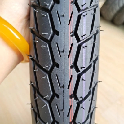 Motorradreifen 17 Zoll 60/100-17 6010017 60.100.17 Eigene Produktionskapazität 5000 Stück pro Tag
